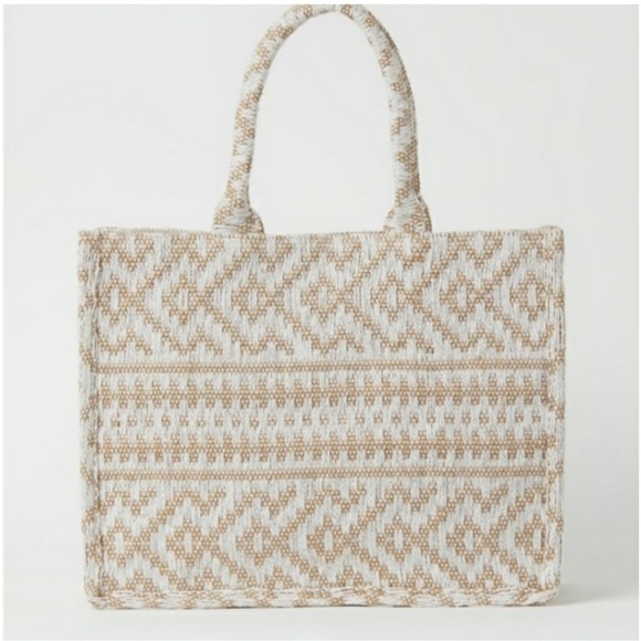 H&M woven tote - Picture 1 of 3